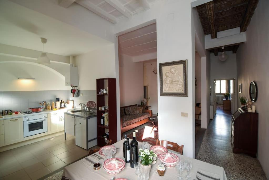 פירנצה Cozy Apartment With Private Garden - City Center - מראה חיצוני תמונה
